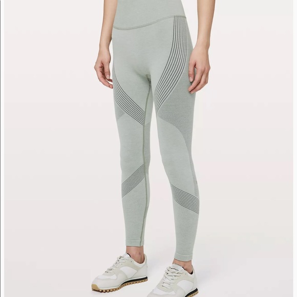lululemon athletica Pants - Lululemon Aerial Tight